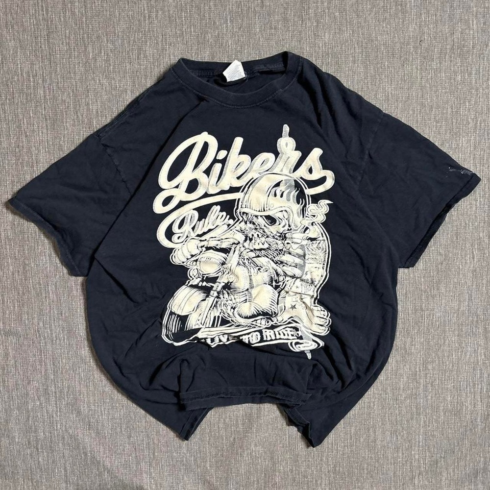 Vintage Jerzees Black biker tee with skull and motorcycle design - L